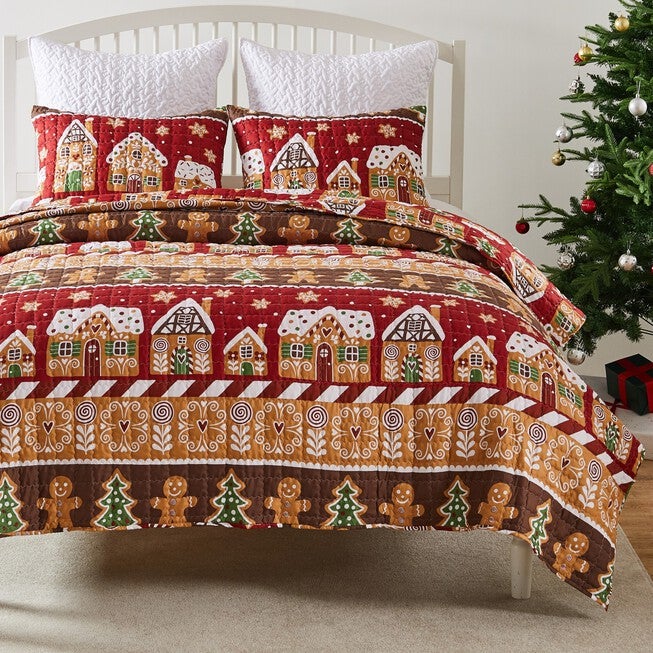 Gingerbread Lane Novelty Holiday Quilt Set, Red, 3-Piece Full/Queen, RED, alternate image number 1