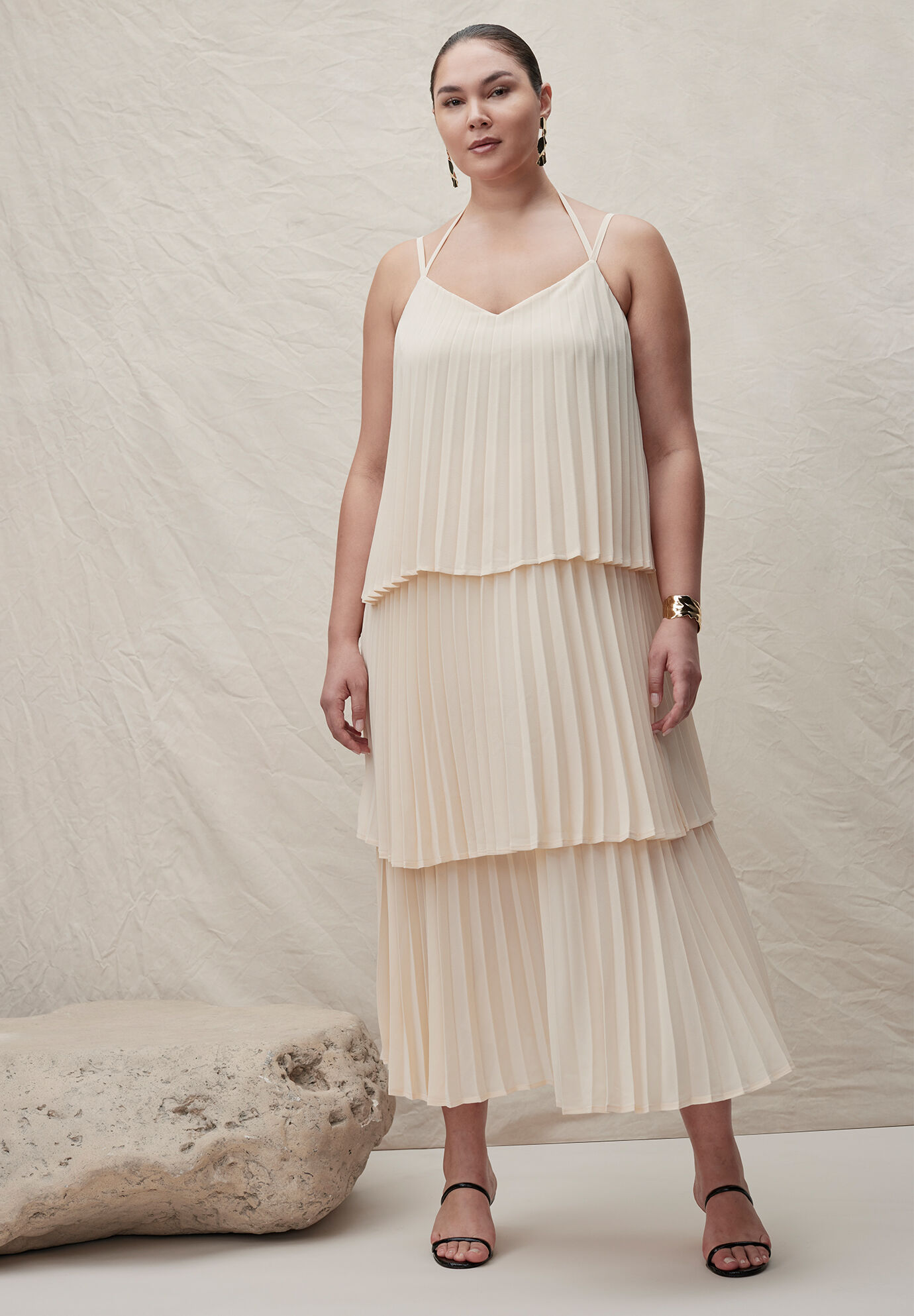 Plus Size Polyester Pleated Maxi Dress