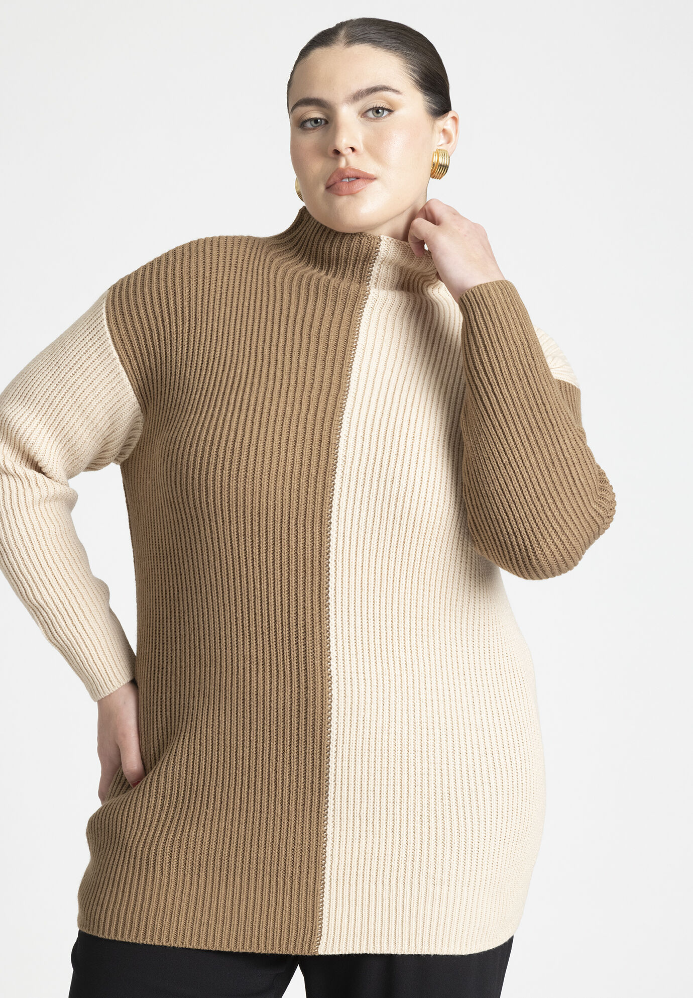 Women Mock Neck Colorblock Sweater By ( Size 22/24 )