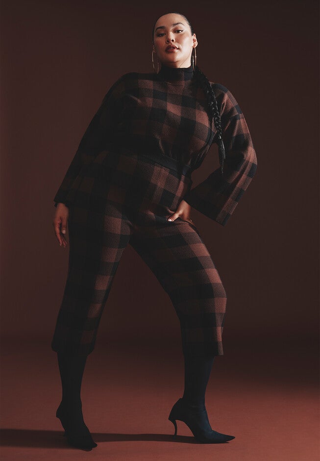 Crop Leg Sweater Pant, BUFFALO PLAID, alternate image number 3