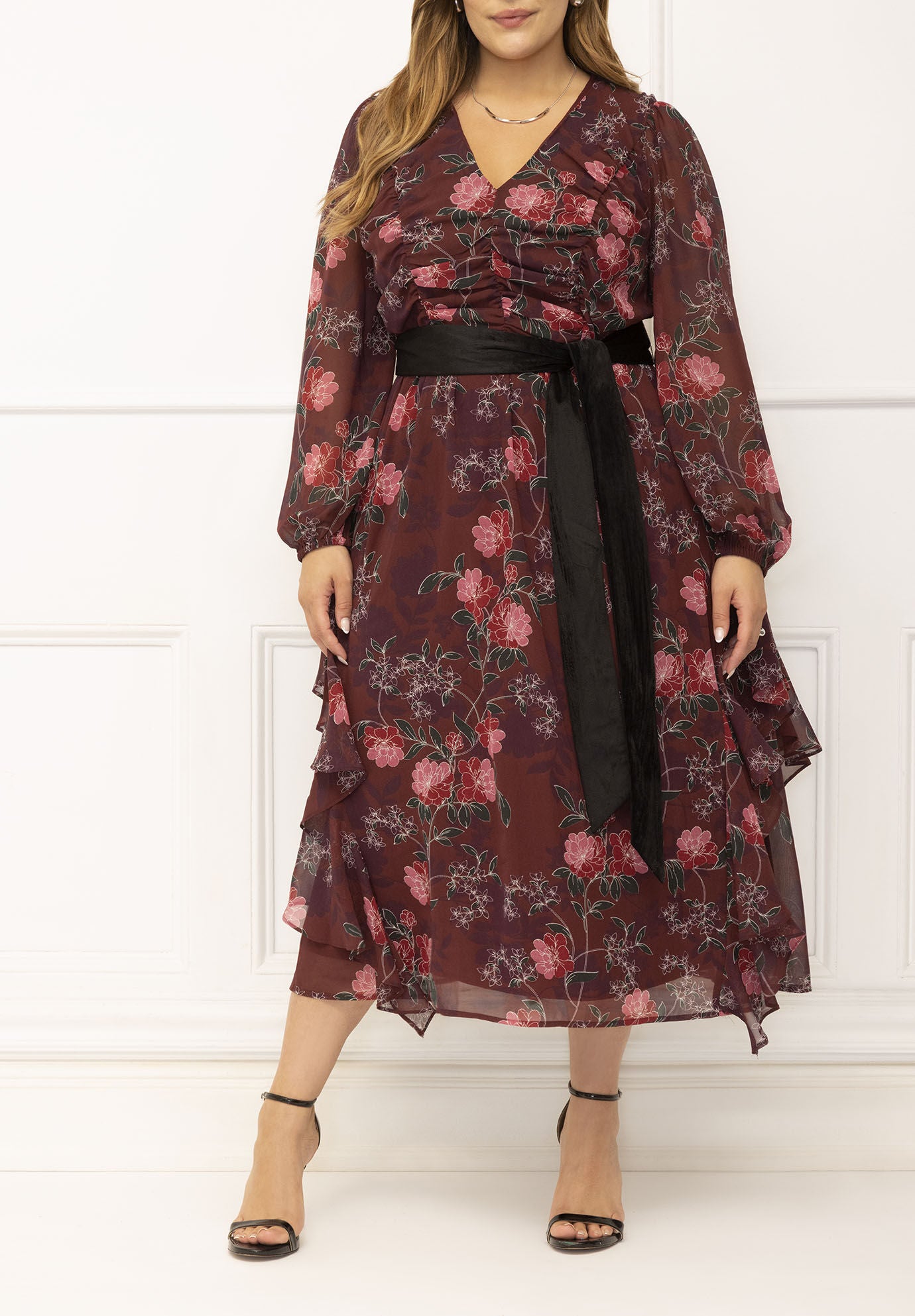 Chiffon dress with store belt