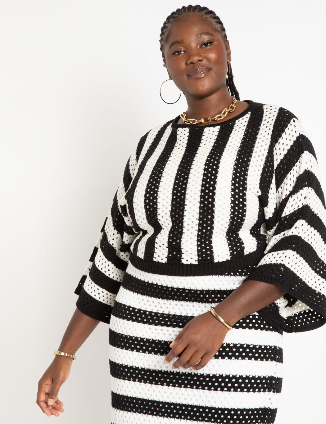 Women Crochet Wide Sleeve Striped Sweater By ( Size 26/28 )