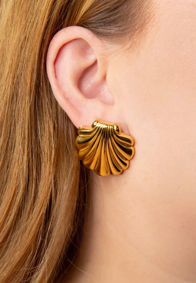 Nixie Vintage Seashell Earrings, , on-hover image number null
