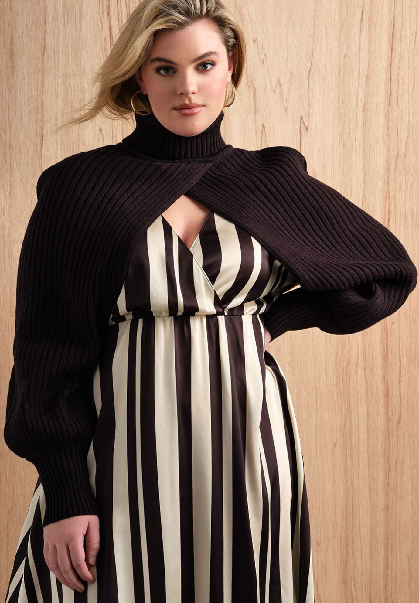 Women Turtleneck Sweater Sleeve Scarf By ( Size 18/20 )