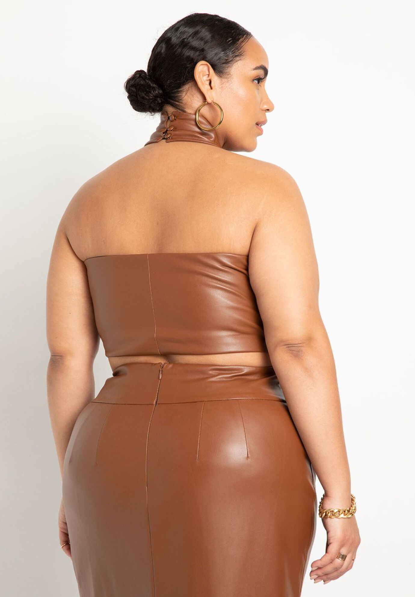 Faux Leather Halter with Crossover Twist Detail Sorrel Horse Eloquii