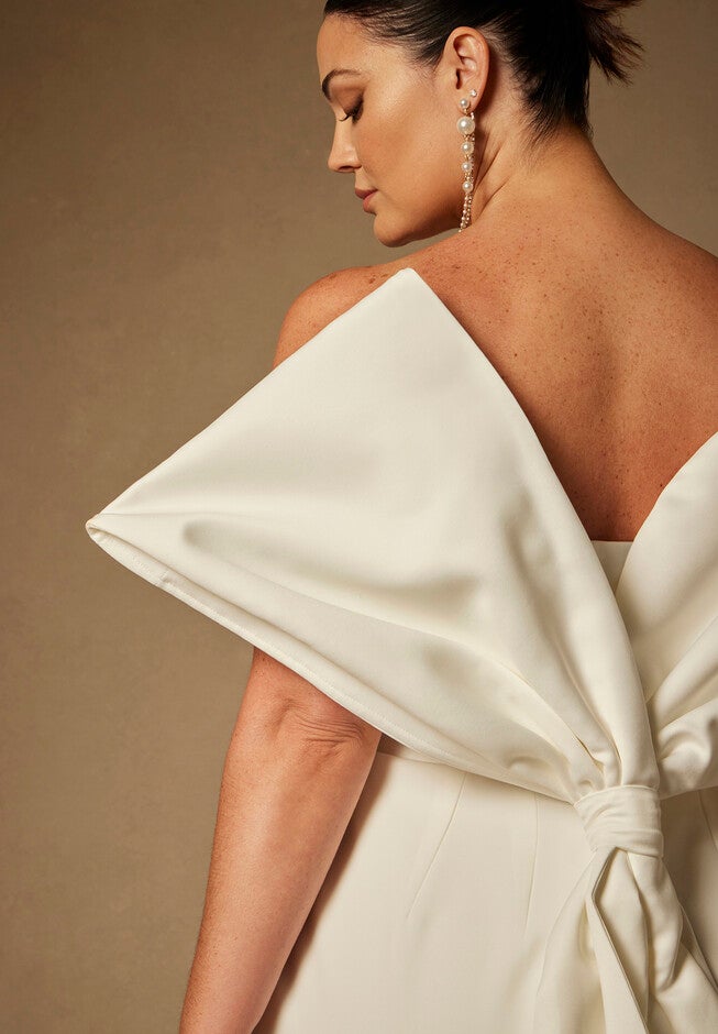 Bridal by ELOQUII Strapless Mini Dress With Draped Train, PEARL, alternate image number null