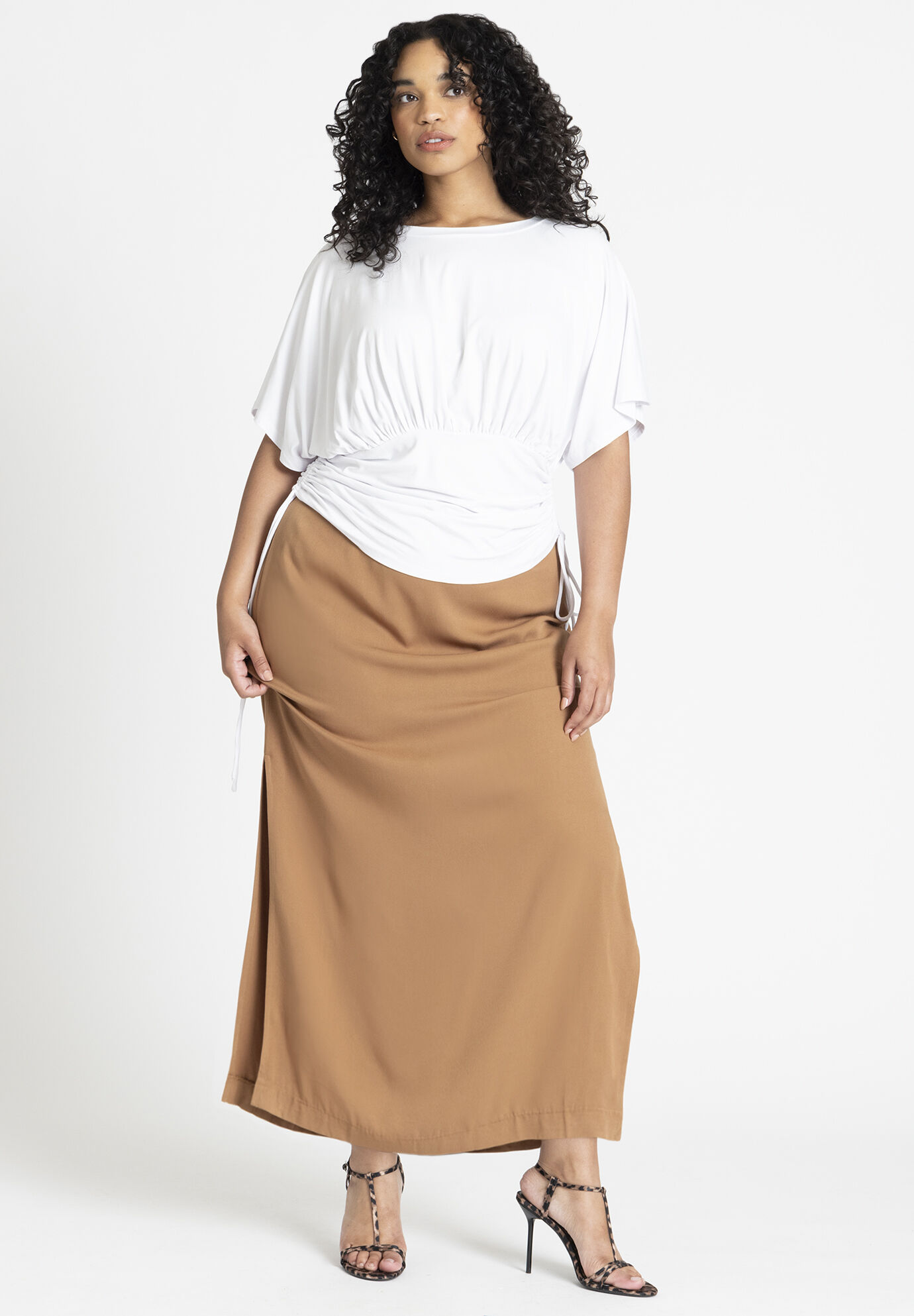 Plus Size Women Lightweight Column Skirt By (size 18)