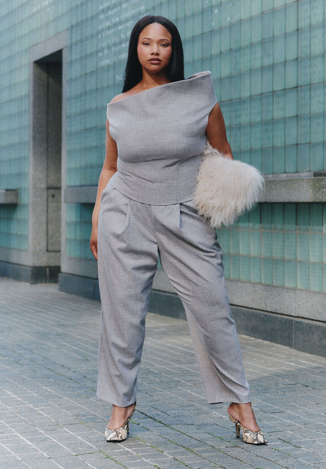 Mid-Rise Tapered-Leg Trouser