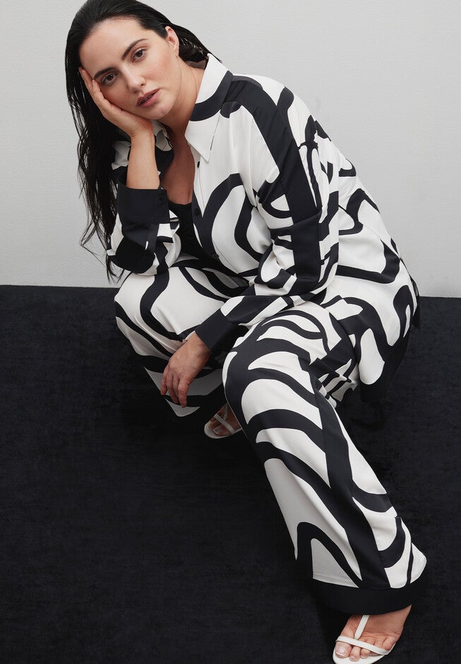 Pull On Border Detail Pant, SOPHISTICATED SQUIGGLES, alternate image number null