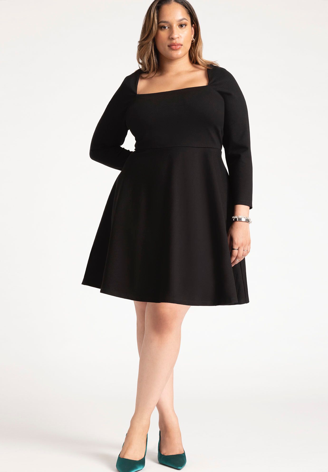 Plus Size Fitted Scoop Neck Square Neck Short Fit-and-Flare Dress