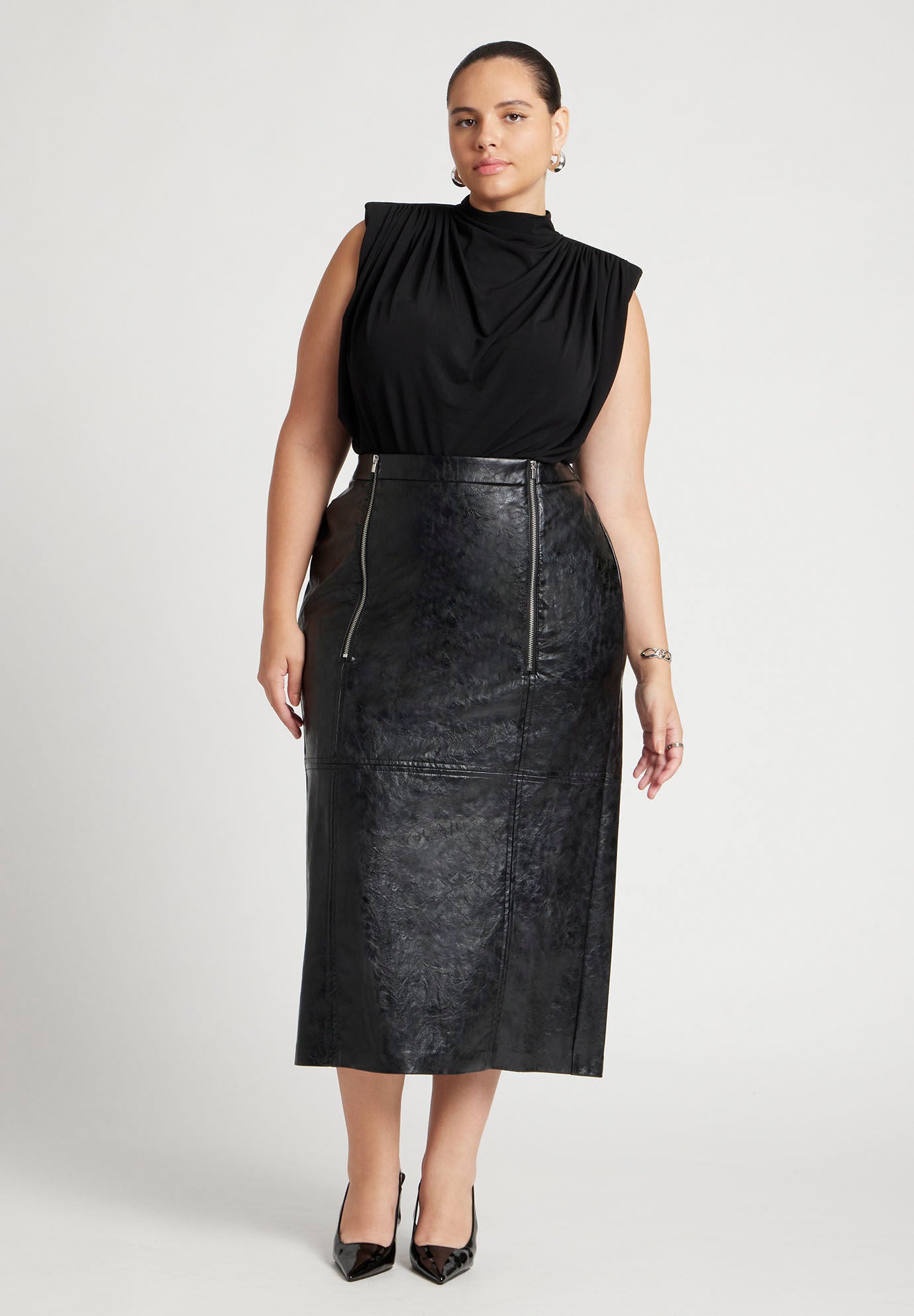 Eloquii Women s Plus Size Faux Patent Leather Skirt with Zipper Detail 16 Black Onyx