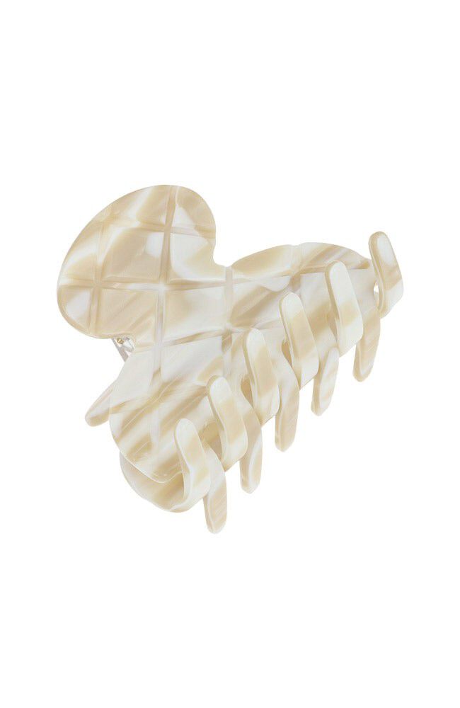 Quilted Small Claw