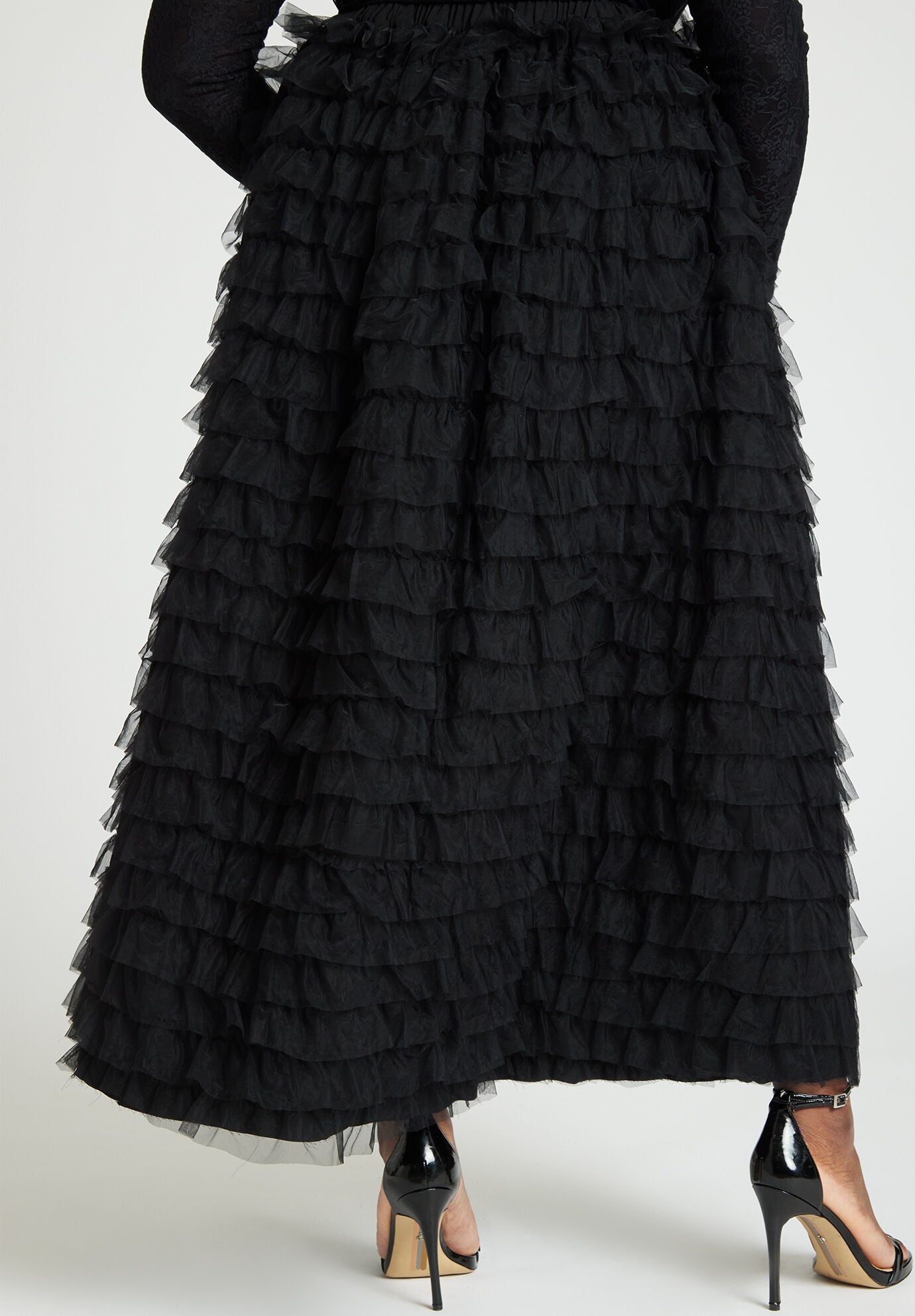 Black ruffle skirt best sale 6x6