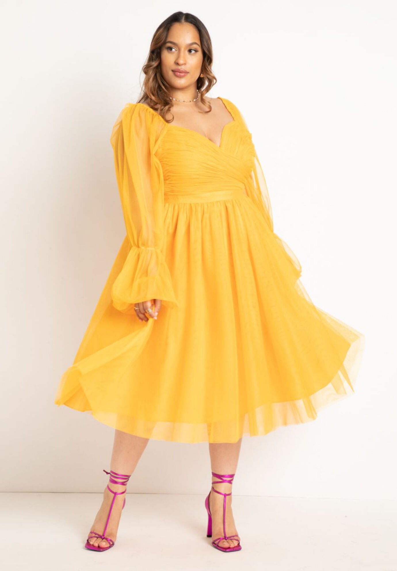 Big puffy sleeve dresses top