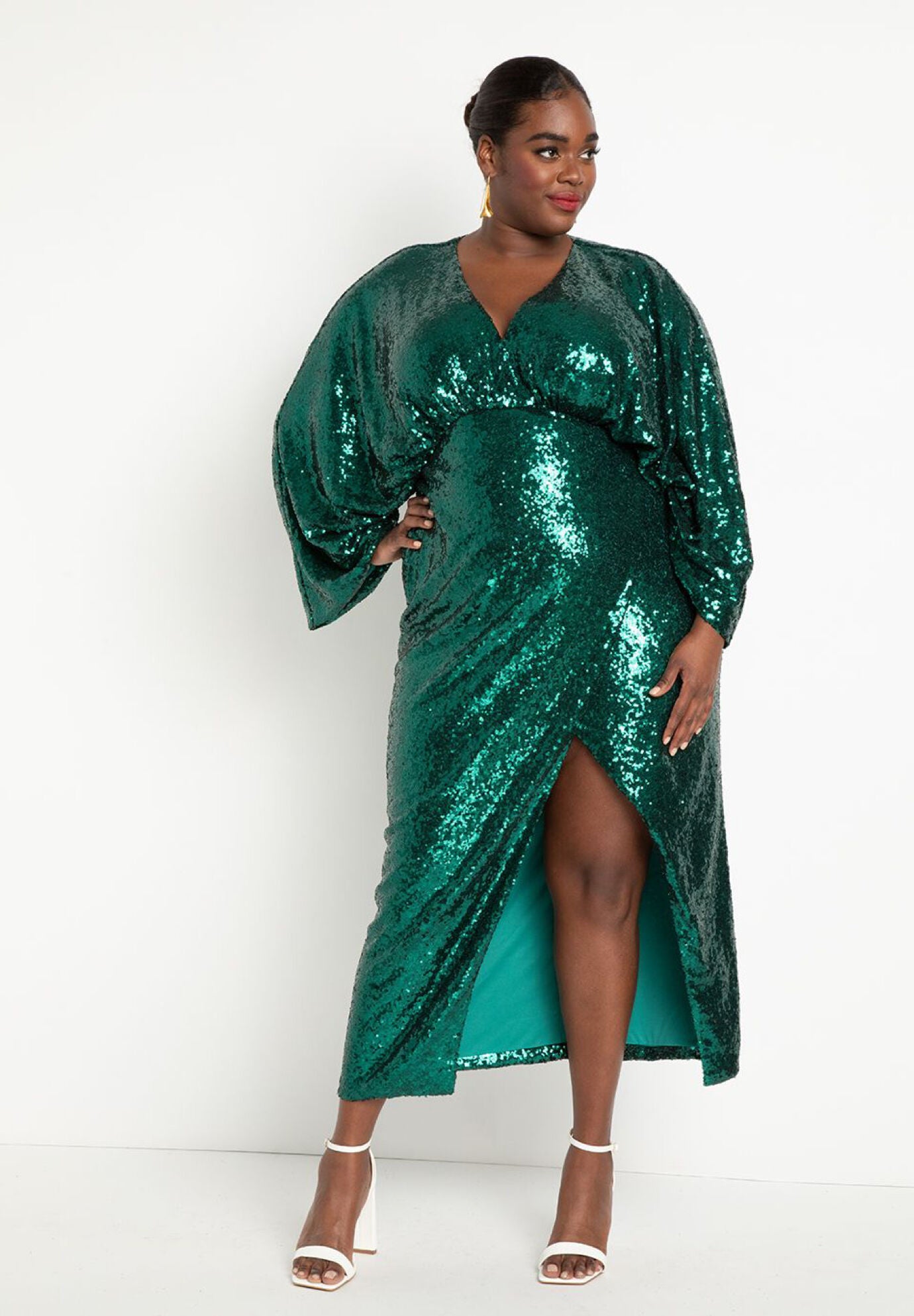 Women Dolman Sleeve Sequin Dress By ( Size 24 )