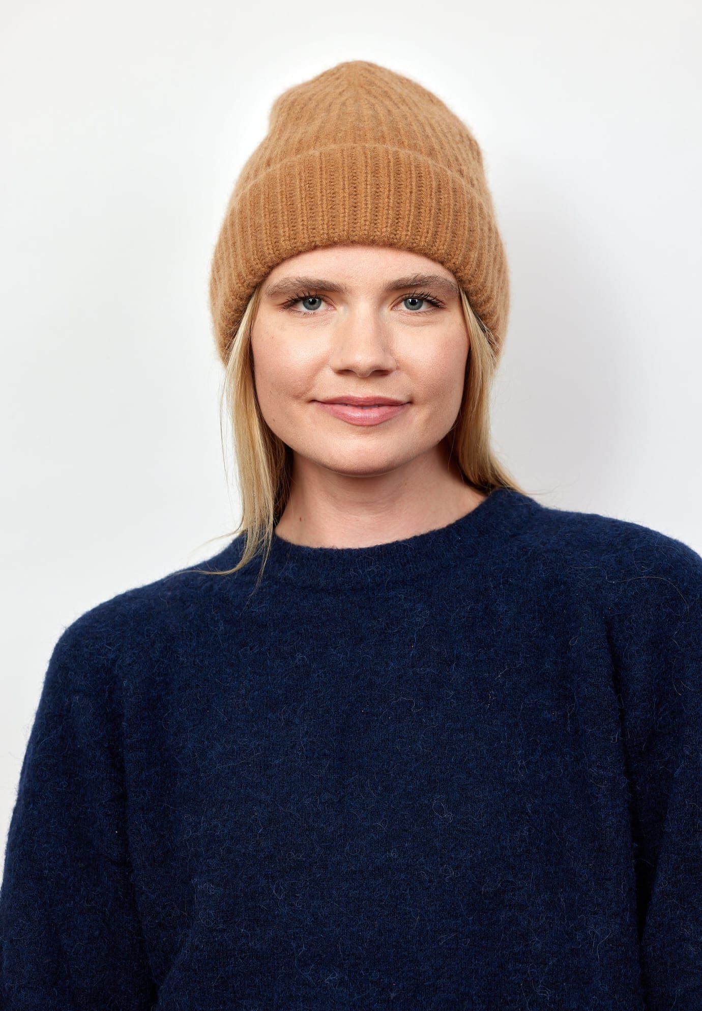 Cashmere Rib Beanie, Camel / Brown, alternate image number 1