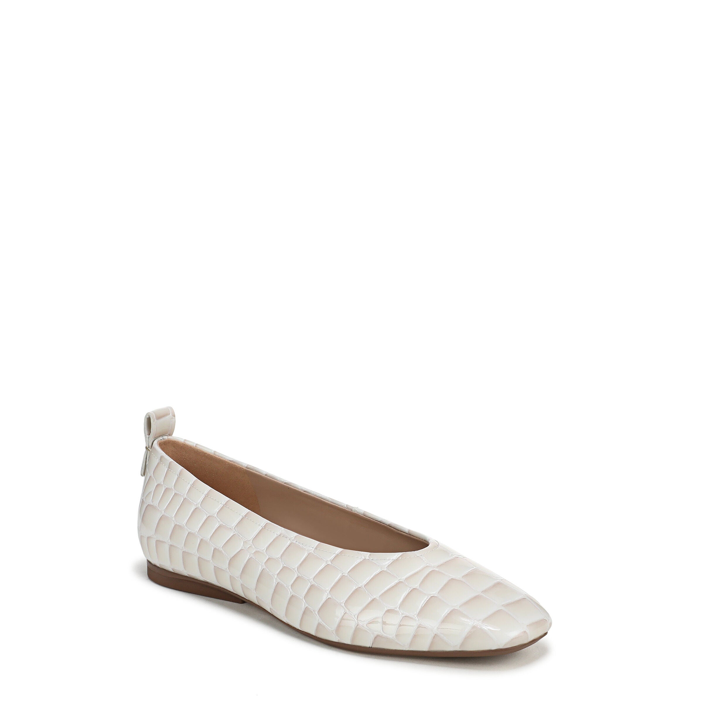 Carla, WARM WHITE, hi-res image number 0