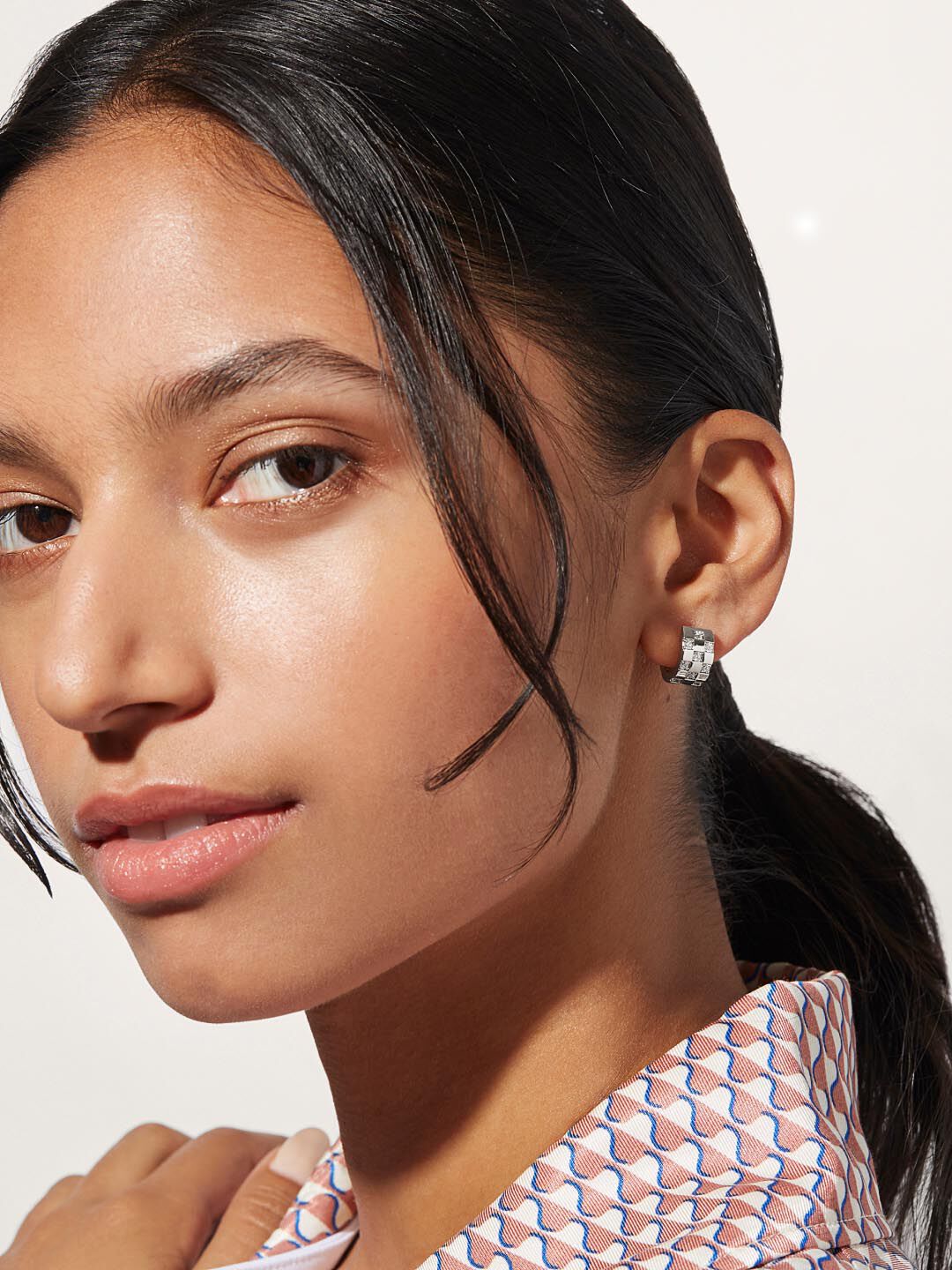 Eden Small Hoop Earrings, SILVER, alternate image number 2