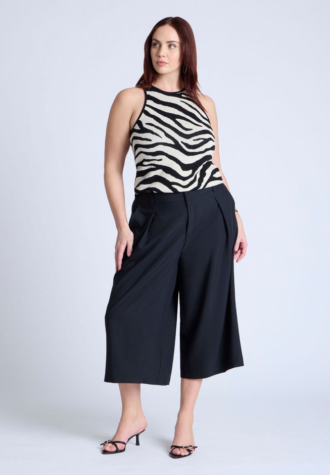 Printed Sweater Tank image number null