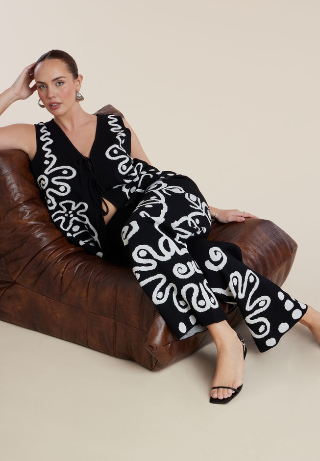 Intarsia Sweater Pant image number 1