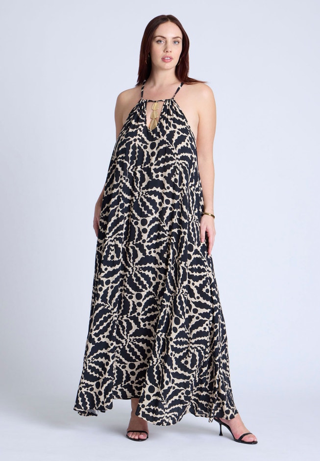 ELOQUII Women's Plus Size Hardware Detail Trapeze Maxi Dress ELOQUII Women's Plus Size Hardware Detail Trapeze Maxi Dress