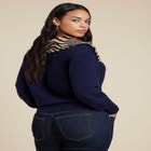 Sweater With Animal Print Collar image number null