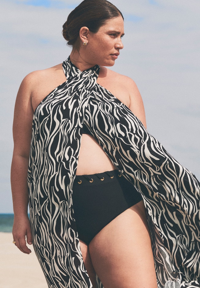 Grommet Detail Bikini Bottom image number 3