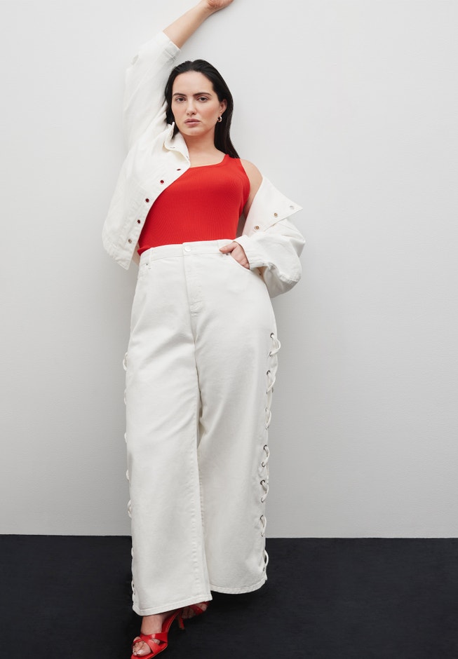 Grommet And Lacing Detail Jean image number 4