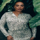 Sequin Cropped Cardigan image number null