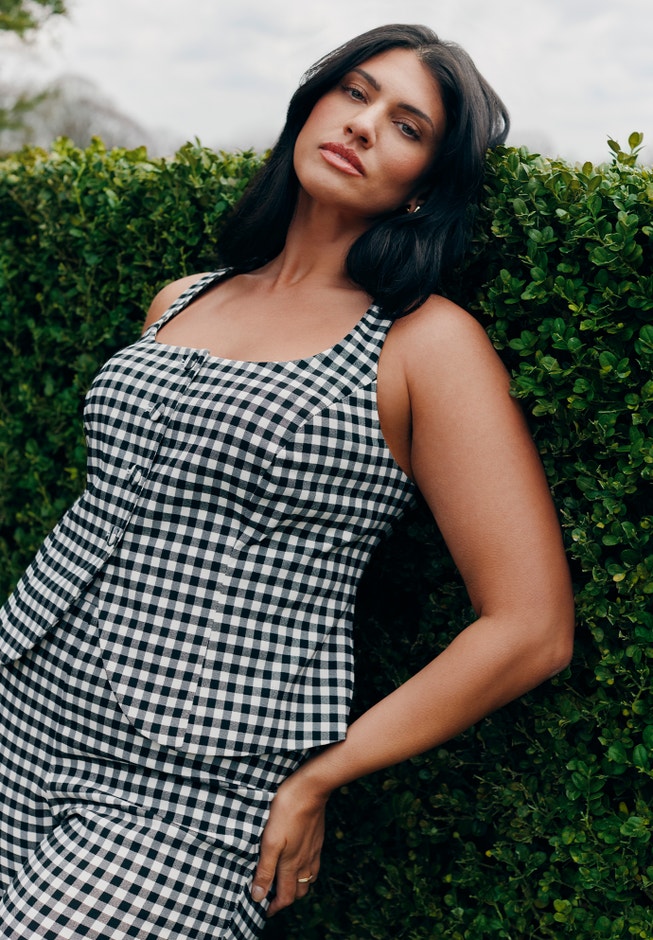 Gingham Square Neck Vest image number null