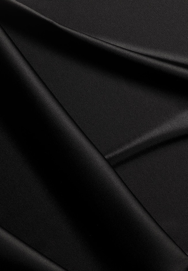 The Plunge - Satin image number 6