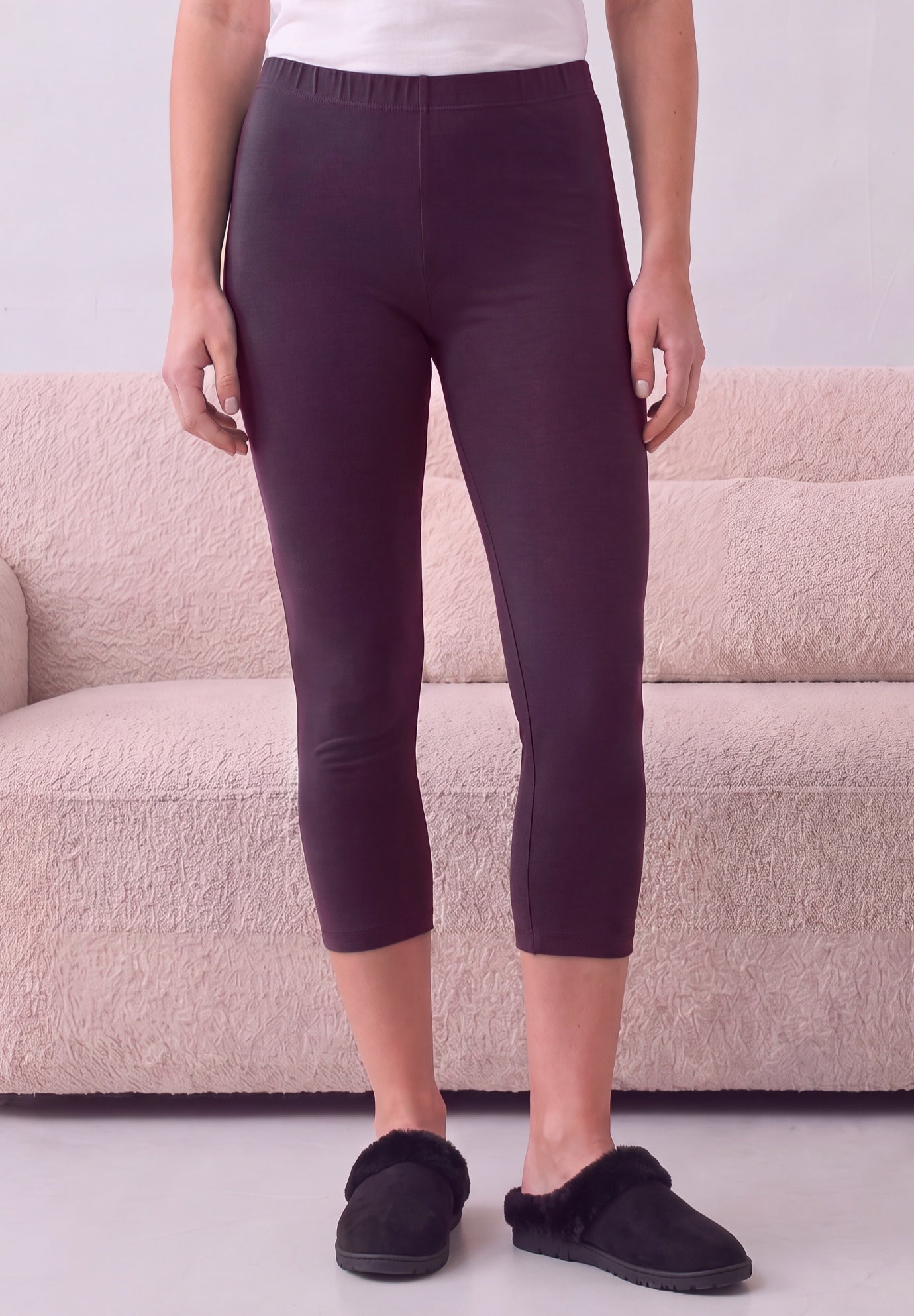 Plus Size Essential Stretch Capri Legging image number 0