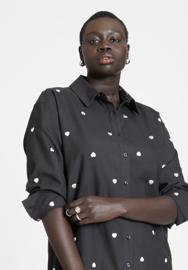 Embroidered Oversized Shirtdress image number 3