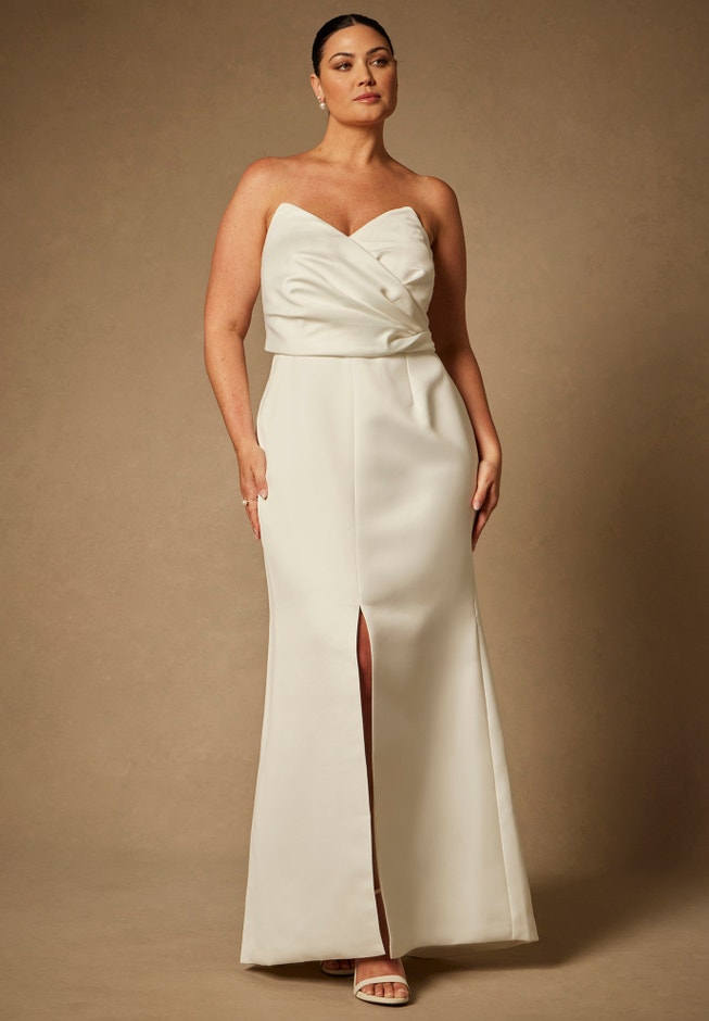 Bridal by ELOQUII Sculptural Gown With Removable Skirt image number null