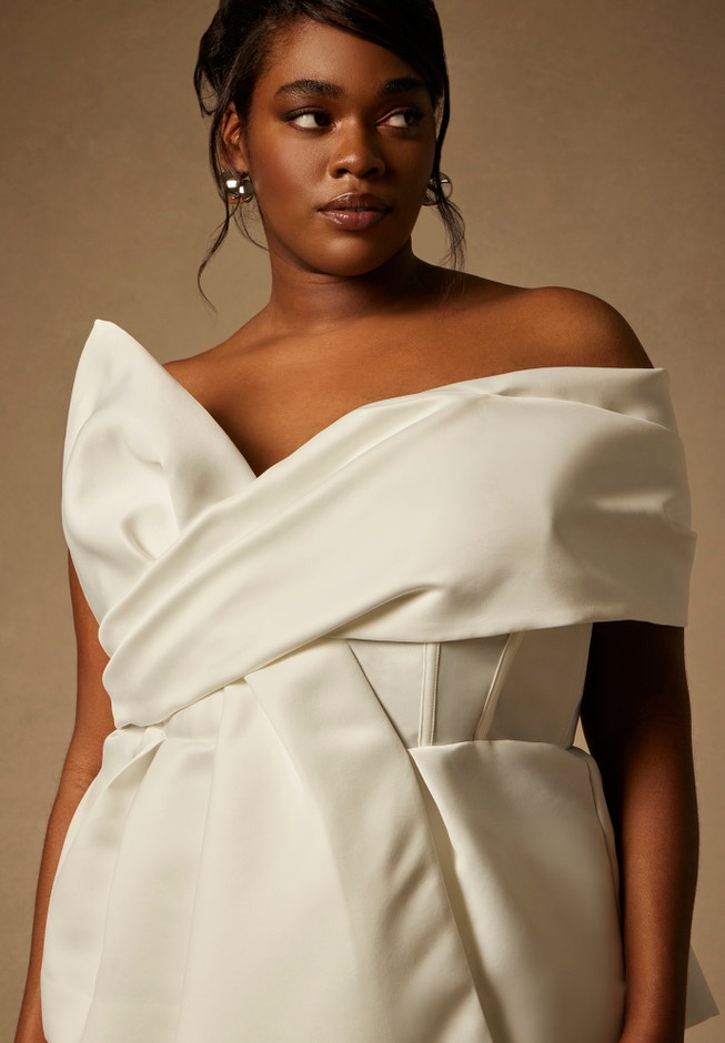 Bridal by ELOQUII Sculptural Top image number 4