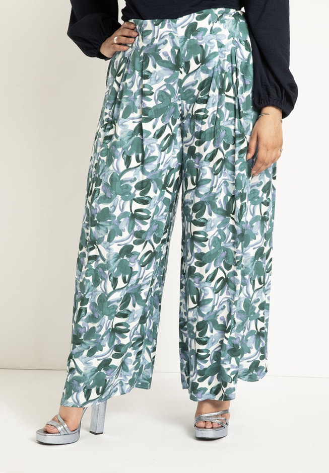 Wide Leg Flared Pants image number 3