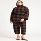 Crop Leg Sweater Pant image number null