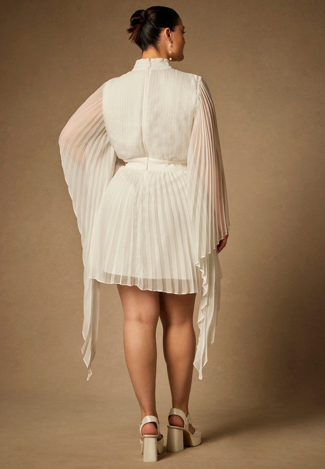 Bridal by ELOQUII Pleated Mini With Full Sleeve image number 4