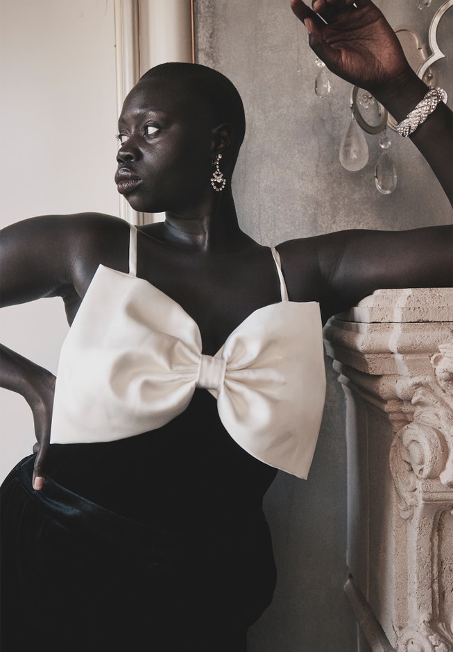 Contrast Bow Bodysuit image number null