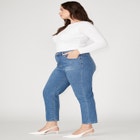 The Leigh Super Stretch Slim Leg Jean image number null