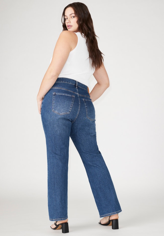 The Flare Leg Jean image number 2