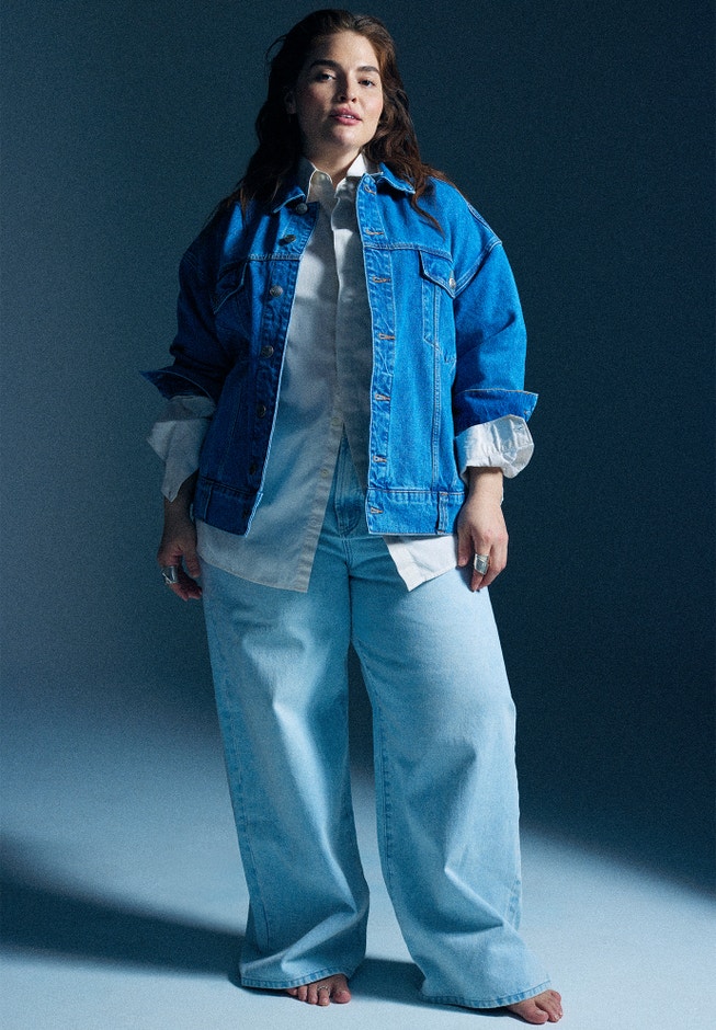 The Yvette Rigid Wide Leg Jean image number 4