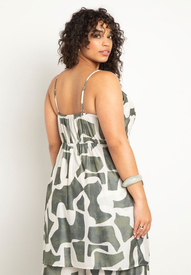 Twist Bodice Long Top With Split image number null