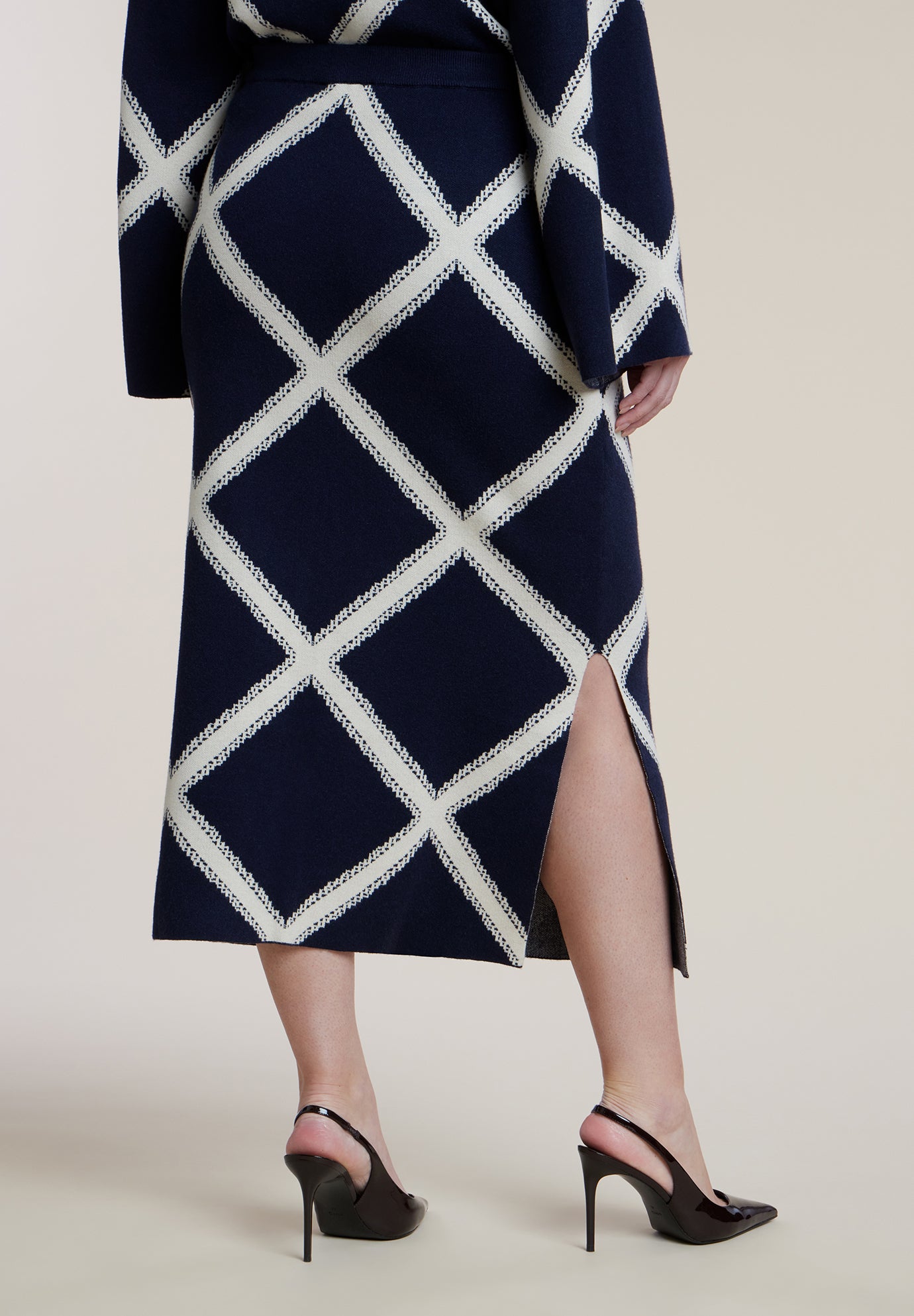 Intarsia Sweater Skirt image number 2