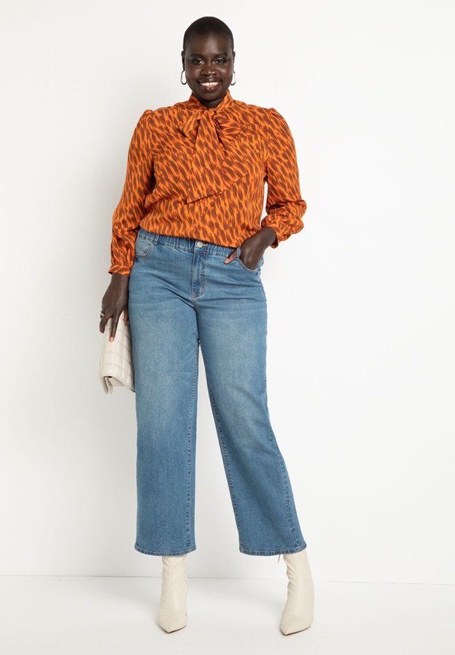 Elastic Waistband Straight Leg Jeans image number 2