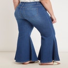 Classic Fit Bell Bottom Flare Leg Jean image number null