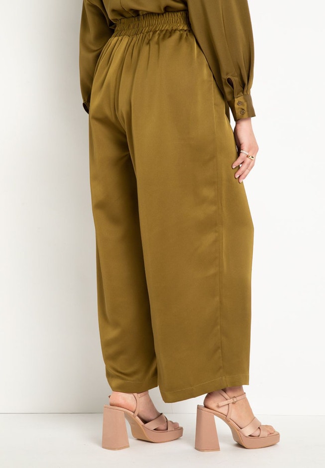 Wide Leg Satin Pant image number 2