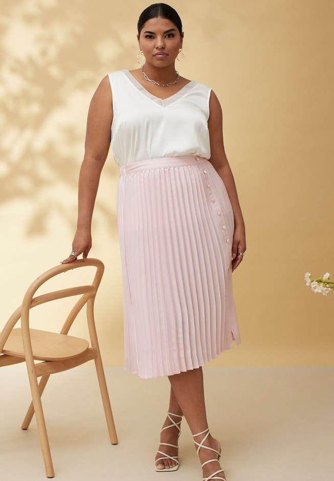 Pleated Button Detail Midi Skirt image number null