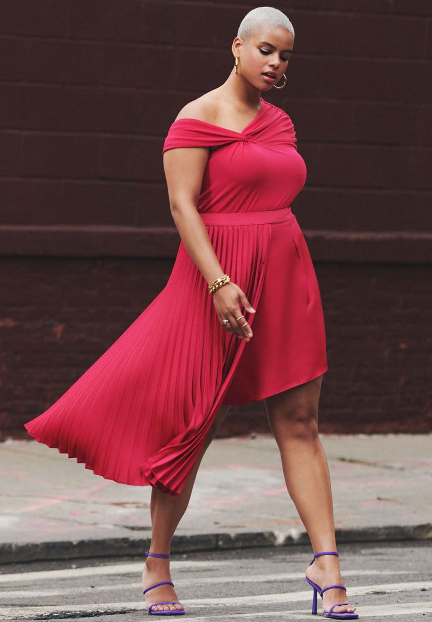 Asymmetrical Pleated Skirt image number 3