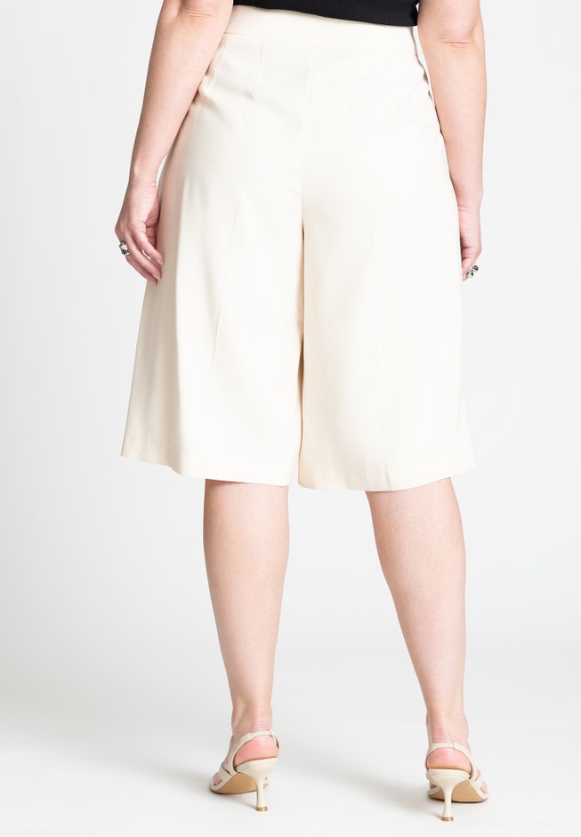 Bermuda Shorts image number 2